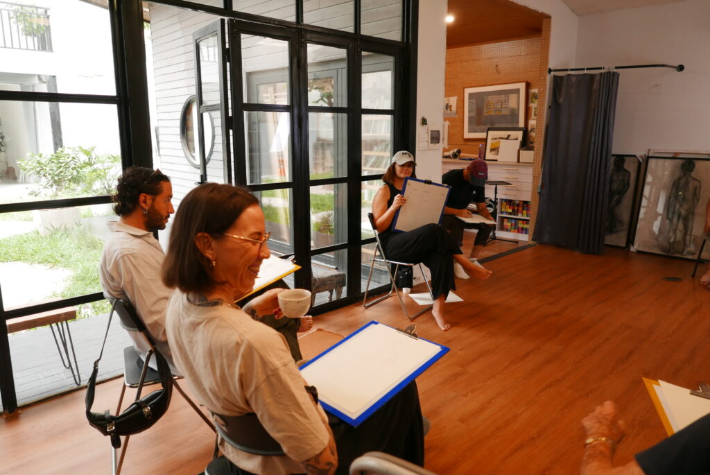 English-Speaking Art Classes Hanoi